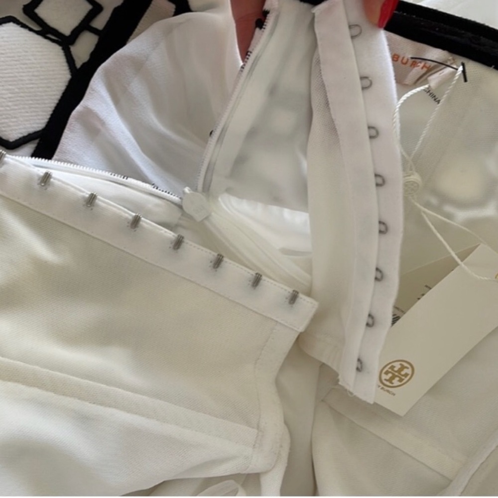 Tory Burch Christie strapless white silk georgette maxi dress. Size 4 - Picture 6 of 6